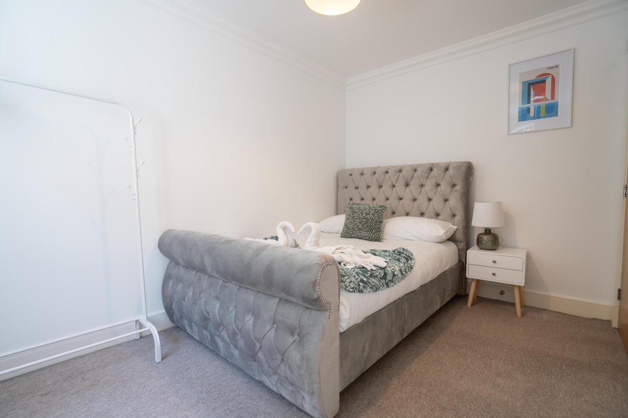 Emirates House, Luxe 5 Bed, With King Sized Beds, Next To Aiport & Nec, Jlr 5 Mins Βίλα Marston Green Εξωτερικό φωτογραφία
